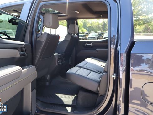 Used 2022 Chevrolet Silverado 1500 ZR2 w/ Technology Package AWD/4WD image 27