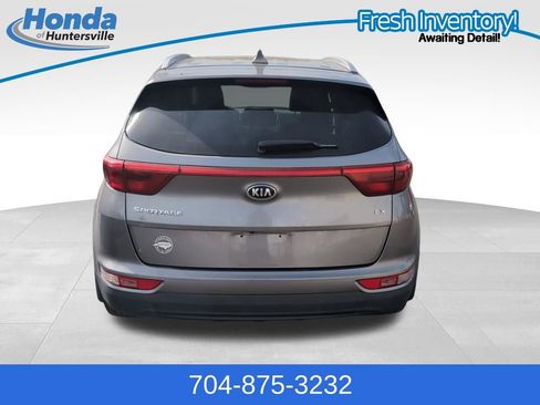 Used 2017 Kia Sportage EX image 7