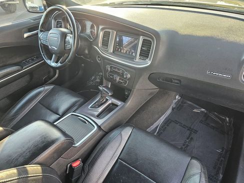 Used 2021 Dodge Charger SXT w/ Leather Interior Group image 16