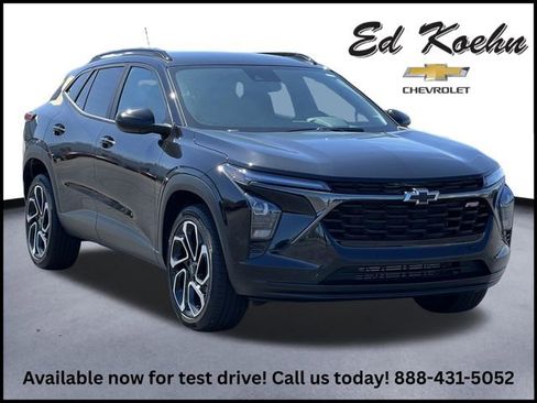 Used 2024 Chevrolet Trax RS FWD image 1