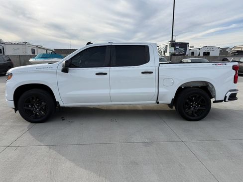 Used 2022 Chevrolet Silverado 1500 Custom image 6