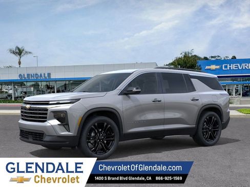 New 2026 Chevrolet Traverse LT w/ LPO, Floor Liner Package FWD image 2