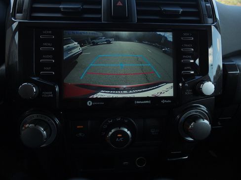 Used 2022 Toyota 4Runner TRD Off-Road image 26