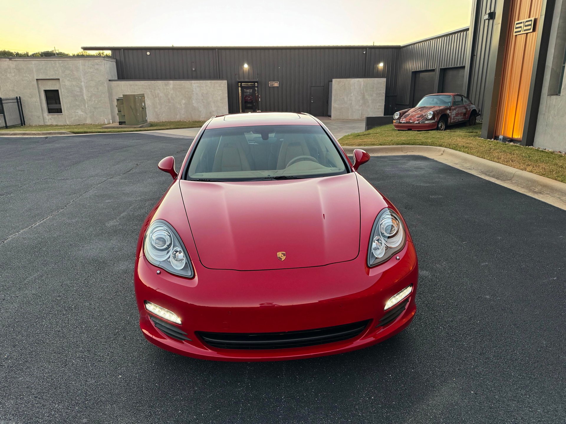 Used 2013 Porsche Panamera image 24