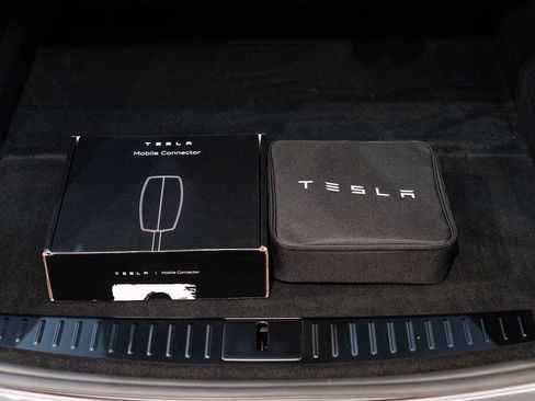 Used 2026 Tesla Model S Plaid AWD/4WD image 17