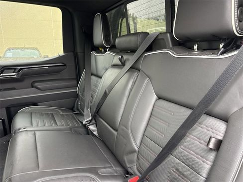 Used 2022 GMC Sierra 1500 AT4X image 21