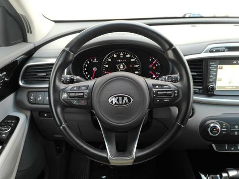 Used 2016 Kia Sorento SX AWD/4WD image 38