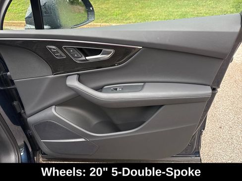 Used 2026 Audi Q7 3.0T Prestige AWD/4WD image 34