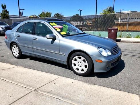 Used 2006 Mercedes-Benz C 280 4MATIC Sedan w/ Sunroof Pkg image 10
