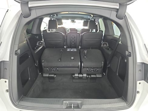 Certified 2024 Honda Odyssey Sport image 13