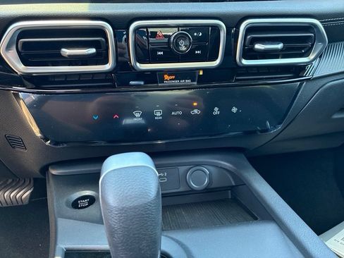 New 2026 Nissan Sentra SV w/ Floor Mat Package FWD image 19