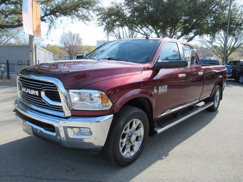Used 2017 RAM 2500 Limited image 3