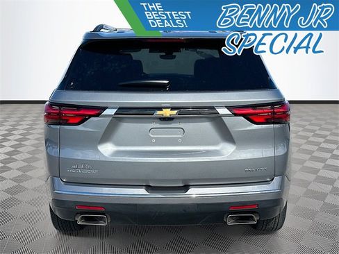 Used 2023 Chevrolet Traverse Premier image 6