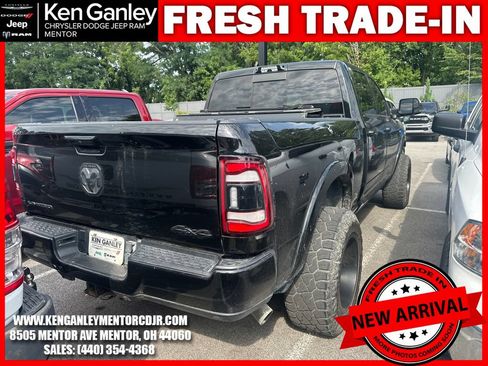 Used 2022 RAM 2500 Limited w/ Night Edition AWD/4WD image 8