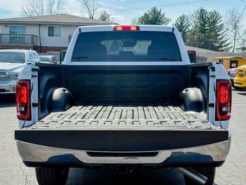 Used 2025 RAM 2500 Big Horn AWD/4WD image 37