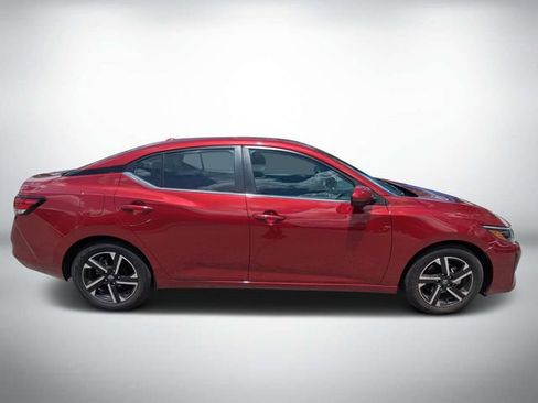 Used 2025 Nissan Sentra SV FWD image 3