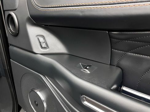 Used 2023 Ford Expedition Max Platinum image 27