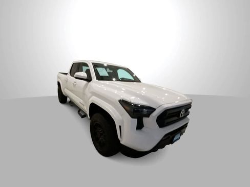 New 2026 Toyota Tacoma SR5 image 2