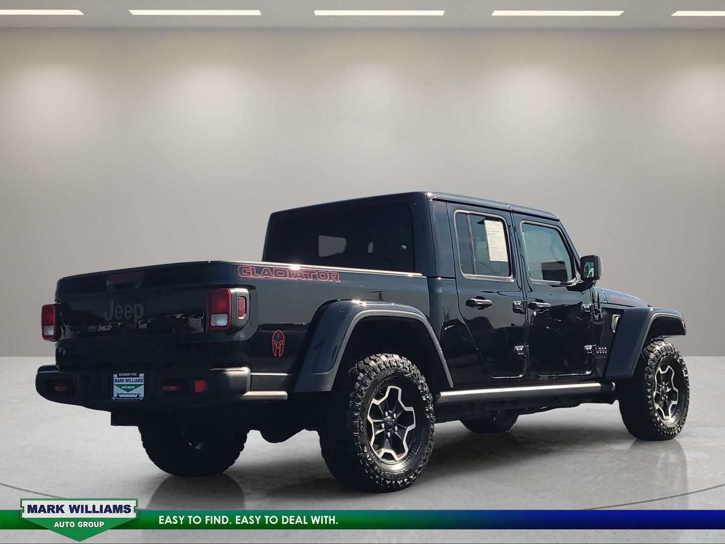 Used 2022 Jeep Gladiator Rubicon w/ Cold Weather Group AWD/4WD image 4
