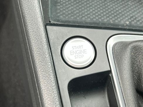 Used 2024 Volkswagen Jetta SE image 24