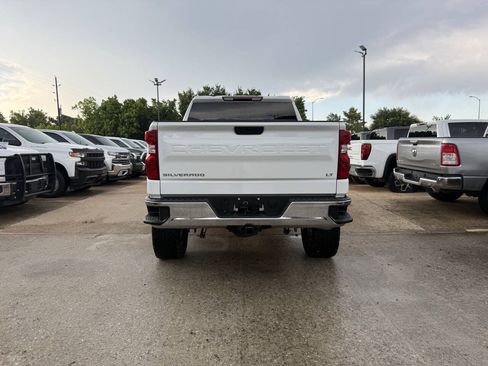Used 2021 Chevrolet Silverado 1500 LT RWD image 39