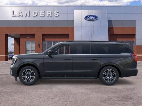 New 2026 Ford Expedition Max Active AWD/4WD image 3