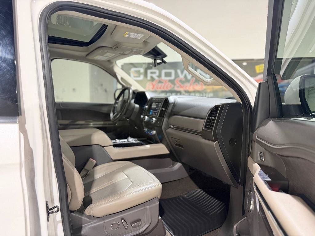 Used 2019 Ford Expedition Limited w/ Texas Edition Package AWD/4WD image 13