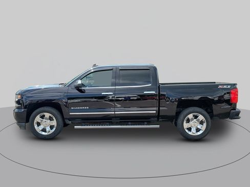 Used 2017 Chevrolet Silverado 1500 LTZ Z71 AWD/4WD image 6