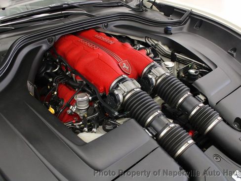 Used 2013 Ferrari California image 44