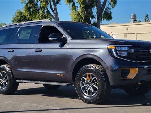 New 2026 Ford Expedition Tremor image 36
