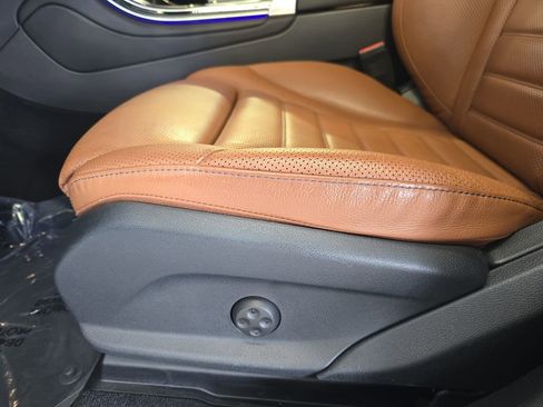 Certified 2022 Mercedes-Benz GLC 300 GLC 300 image 32