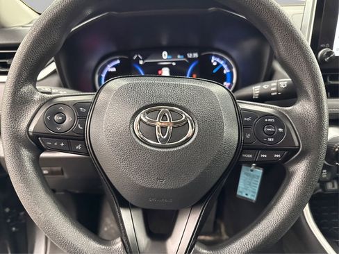 Used 2023 Toyota RAV4 LE image 24