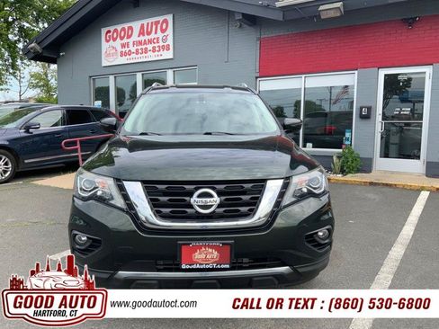 Used 2020 Nissan Pathfinder SV AWD/4WD image 2