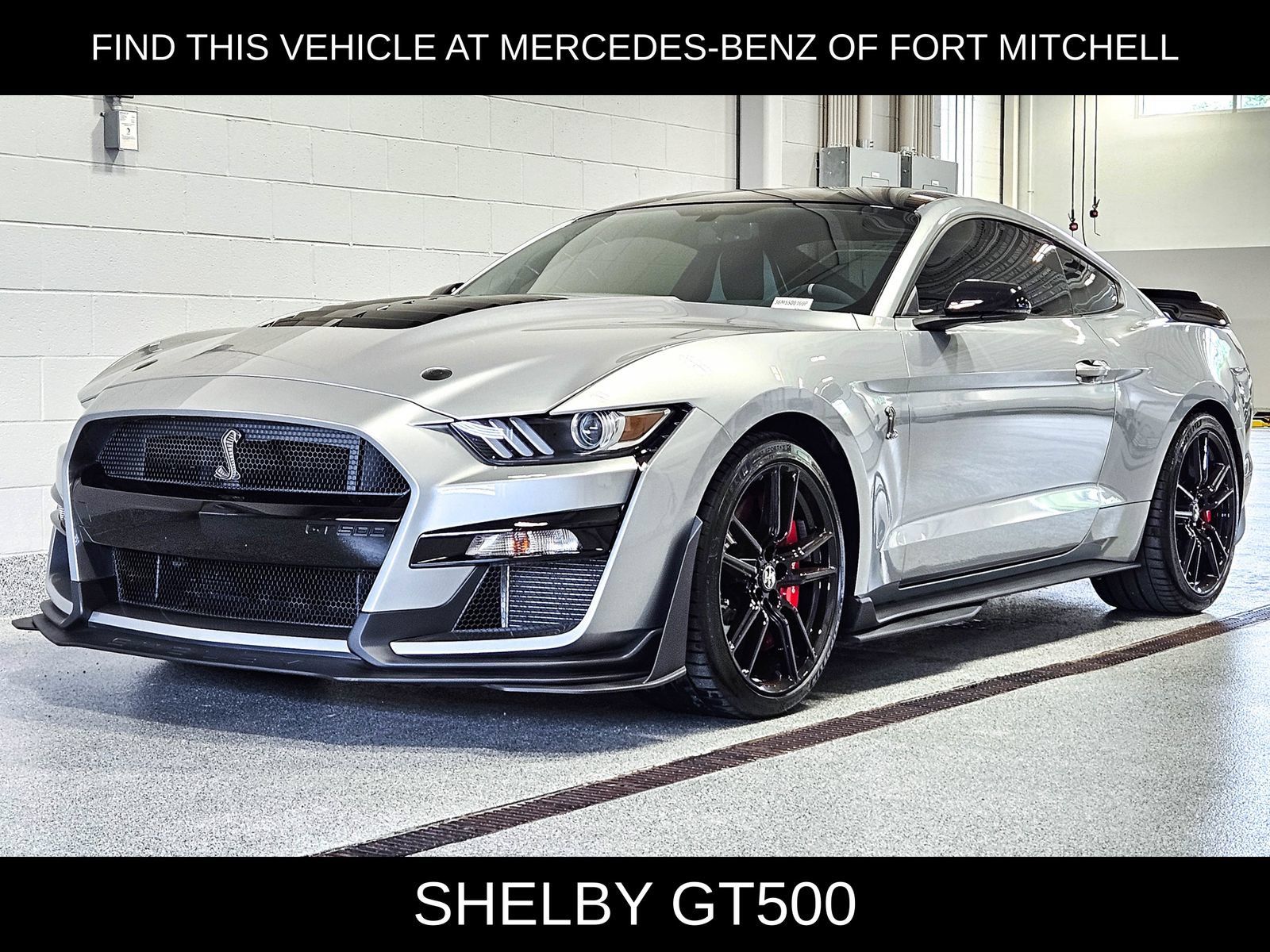 Used 2021 Ford Mustang Shelby GT500 w/ Technology Package RWD image 1