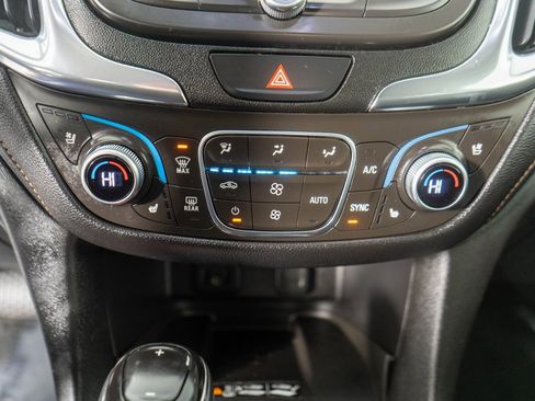 Used 2018 Chevrolet Equinox Premier image 20