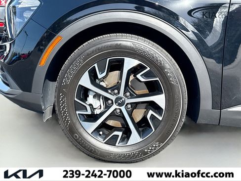 Certified 2023 Kia Sportage EX image 40