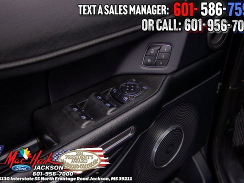 Certified 2021 Ford Expedition XLT image 9