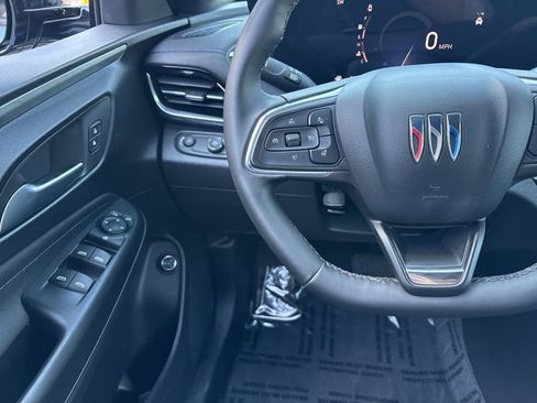 Used 2024 Buick Envista Sport Touring w/ Convenience I Package FWD image 24