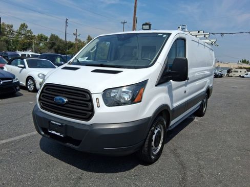 Used 2016 Ford Transit 150 130 Low Roof RWD image 3