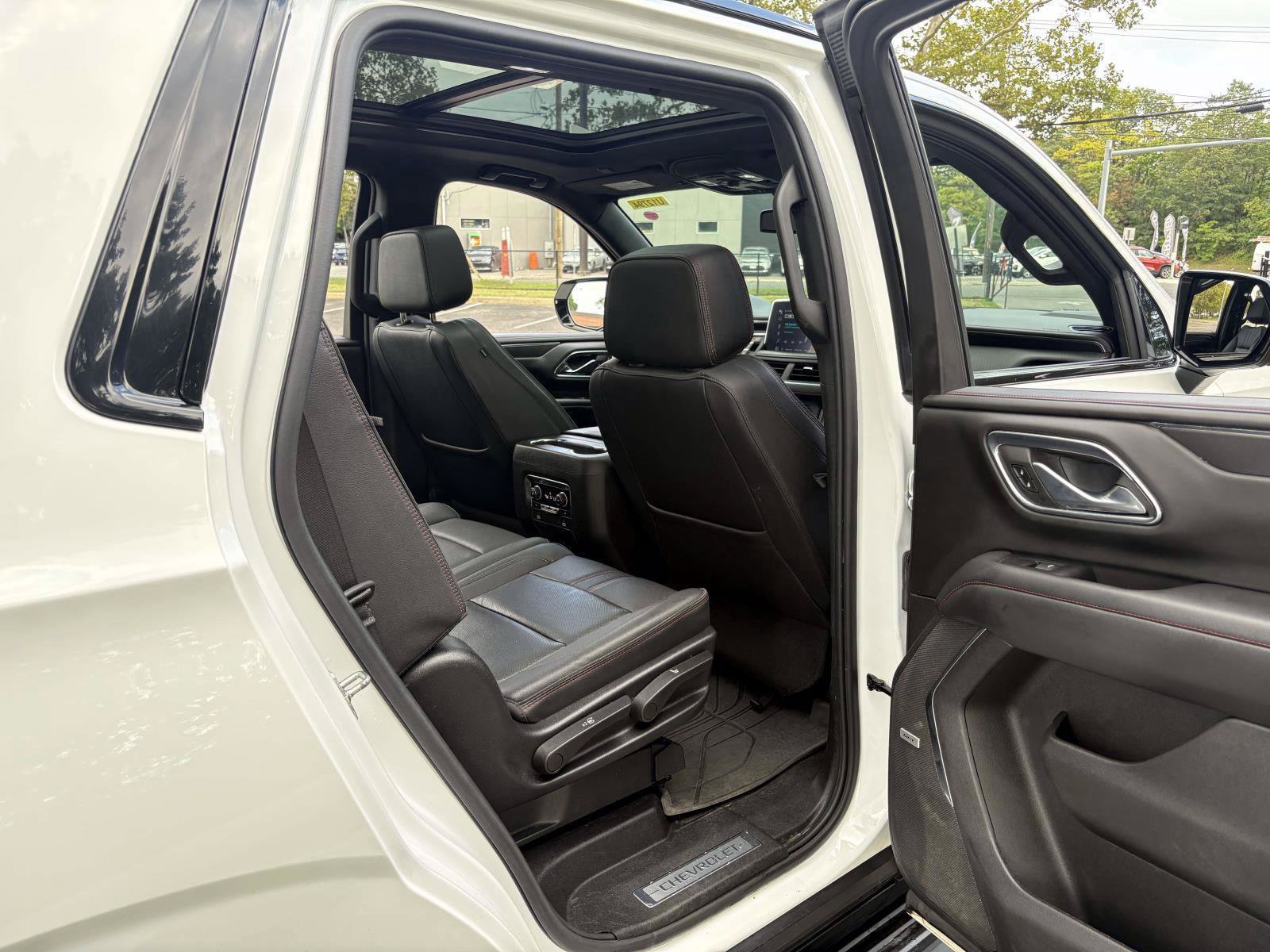 Used 2023 Chevrolet Tahoe RST w/ Luxury Package AWD/4WD image 24
