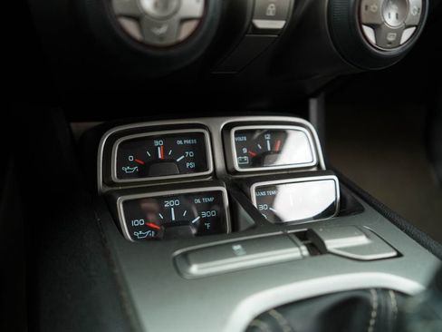 Used 2010 Chevrolet Camaro SS RWD image 27