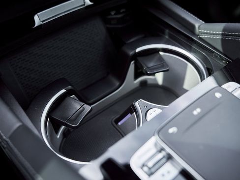 Used 2021 Mercedes-Benz Maybach GLS 600 4MATIC image 71