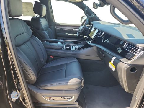 New 2026 Jeep Grand Wagoneer Summit AWD/4WD image 14