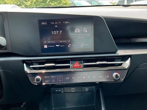 Used 2026 Kia Niro LX FWD image 11