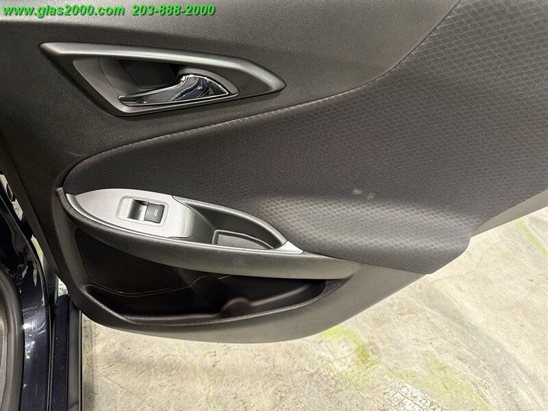Used 2023 Chevrolet Malibu LT w/ Redline Edition FWD image 26