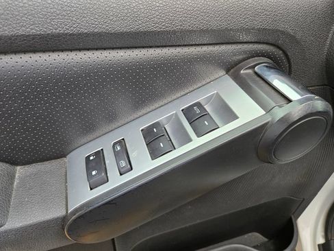 Used 2008 Mercury Mountaineer AWD image 12