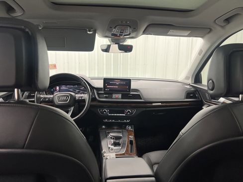 Used 2018 Audi Q5 2.0T Premium Plus w/ Premium Plus Package image 13