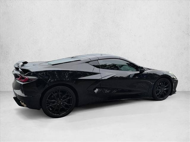 Used 2023 Chevrolet Corvette Stingray Preferred Cpe w/ Z51 Performance Package RWD image 5