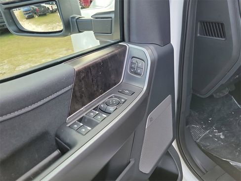 New 2026 Ford F250 Lariat w/ Black Appearance Package image 6