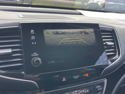 Used 2020 Honda Pilot Touring image 26